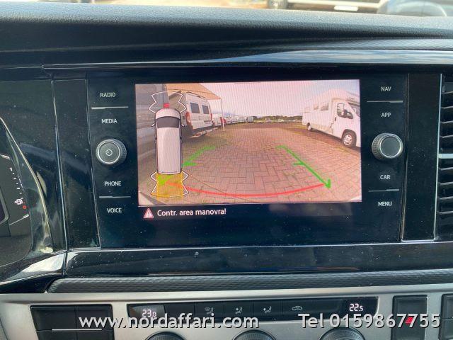 VOLKSWAGEN Caravelle 2.0 TDI 199CV DSG 4 Motion PL Kombi 6 posti