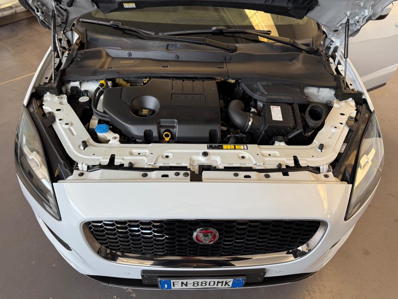 Jaguar E-Pace 2.0D 150 CV AWD aut. SE
