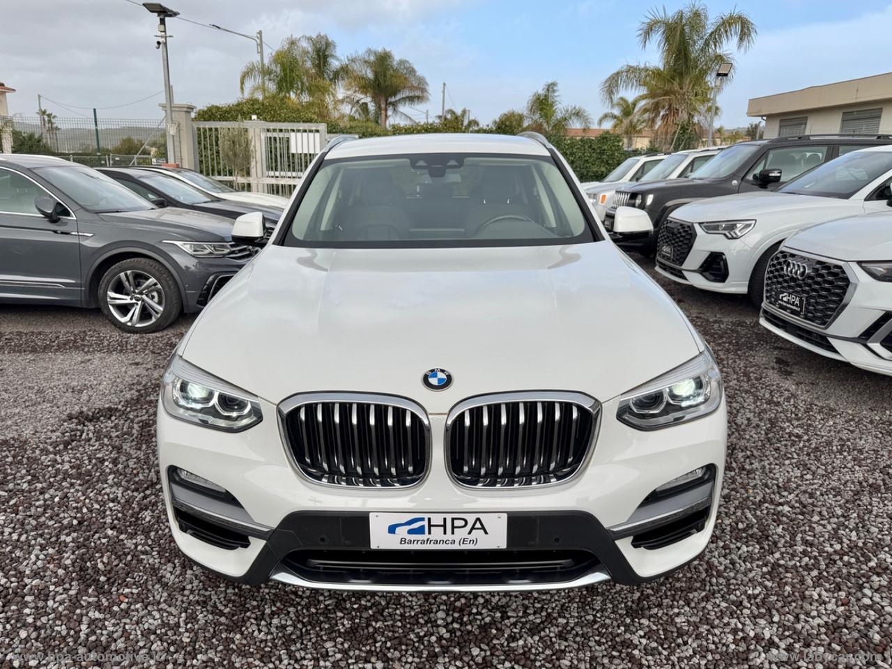 BMW X3 xDrive20d Luxury NAVI PELLE LED CERCHI 19