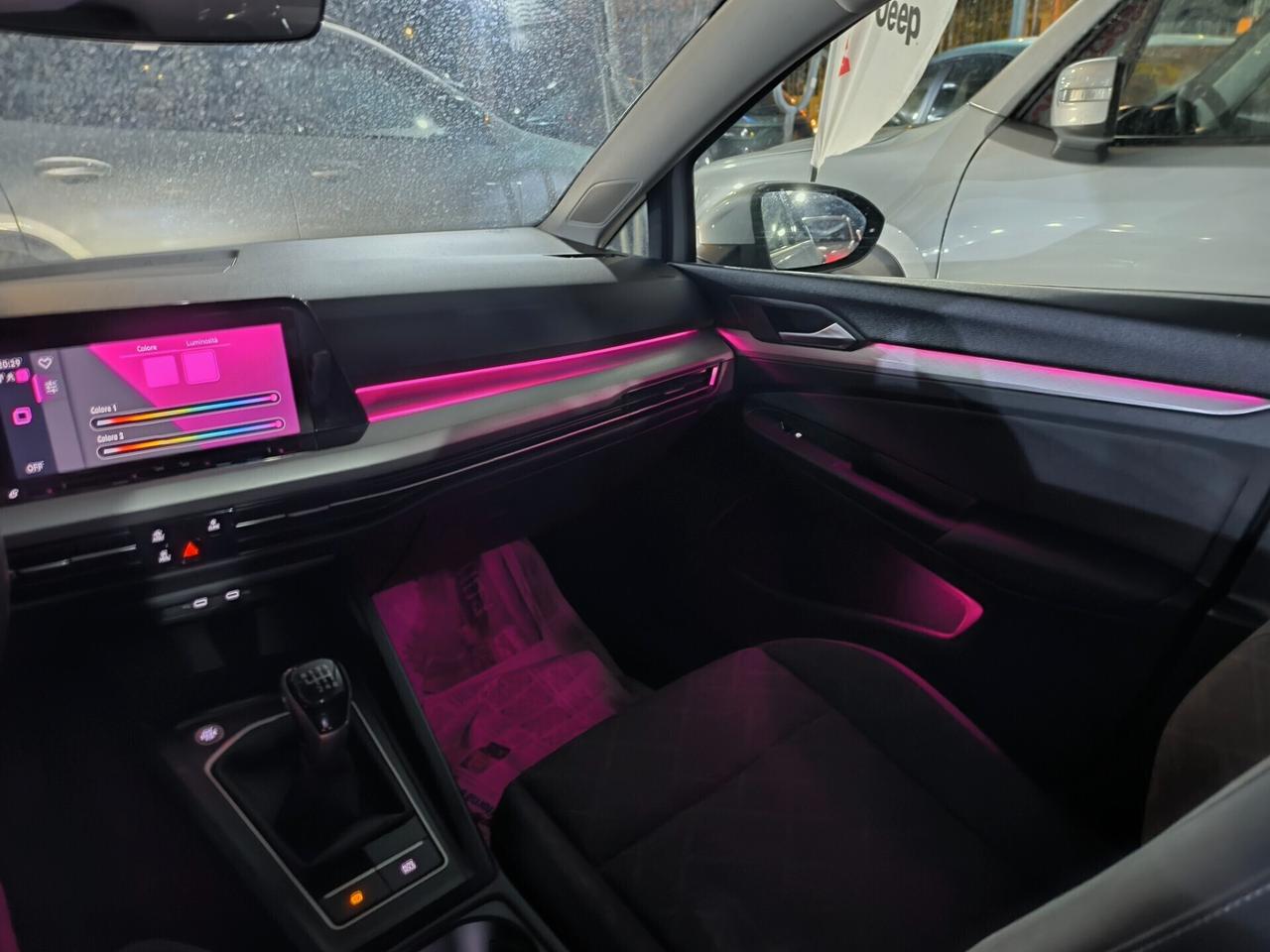 VOLKSWAGEN GOLF 8 2.0 TDI 115cv NAV/LUCI AMBIENT