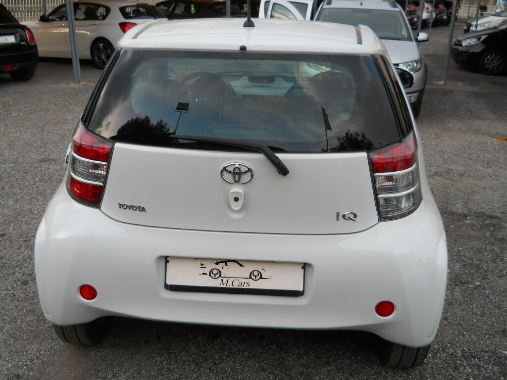 Toyota iQ TOYOTA IQ 1.4 DIESEL 66 KW 90 CV 6 MARCE OK NEO PATENTATI