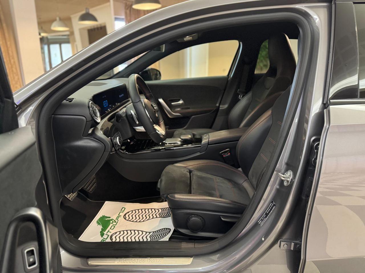 MERCEDES-BENZ A 250 Automatic Premium UniPro Mbux Ambient Light