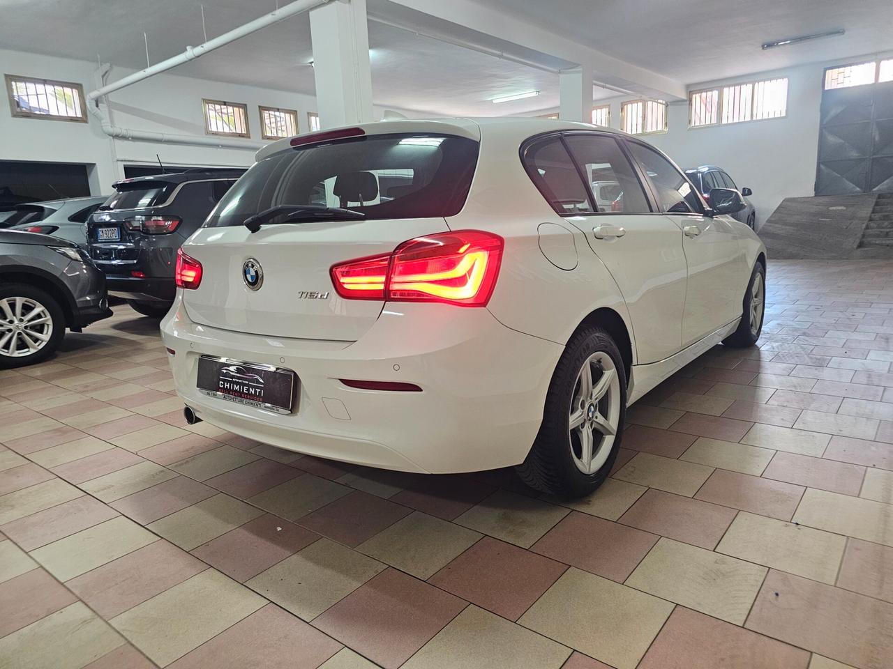 Bmw 116 116d 5p. Urban
