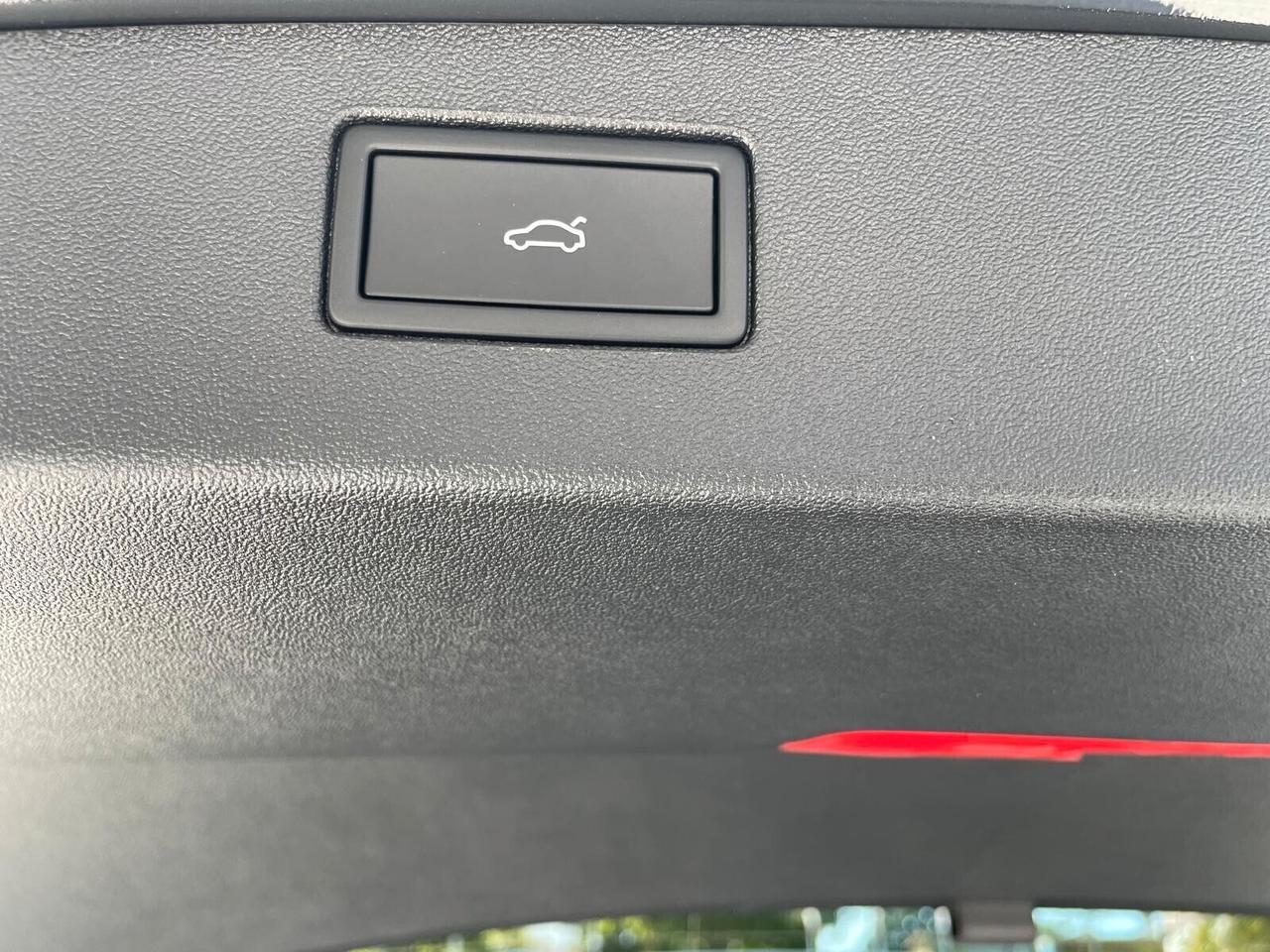 Volkswagen Tiguan 2.0 TDI 150 CV DSG R-Line