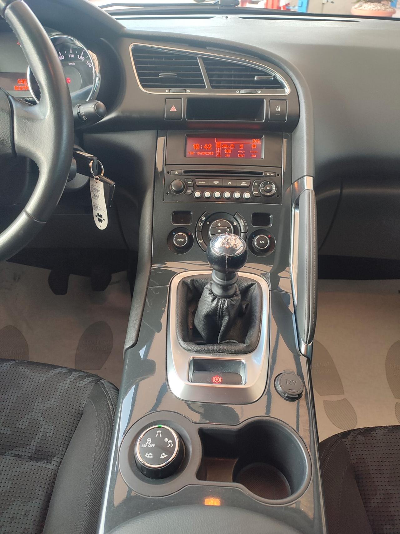 Peugeot 3008 1.6 HDi 112CV Business