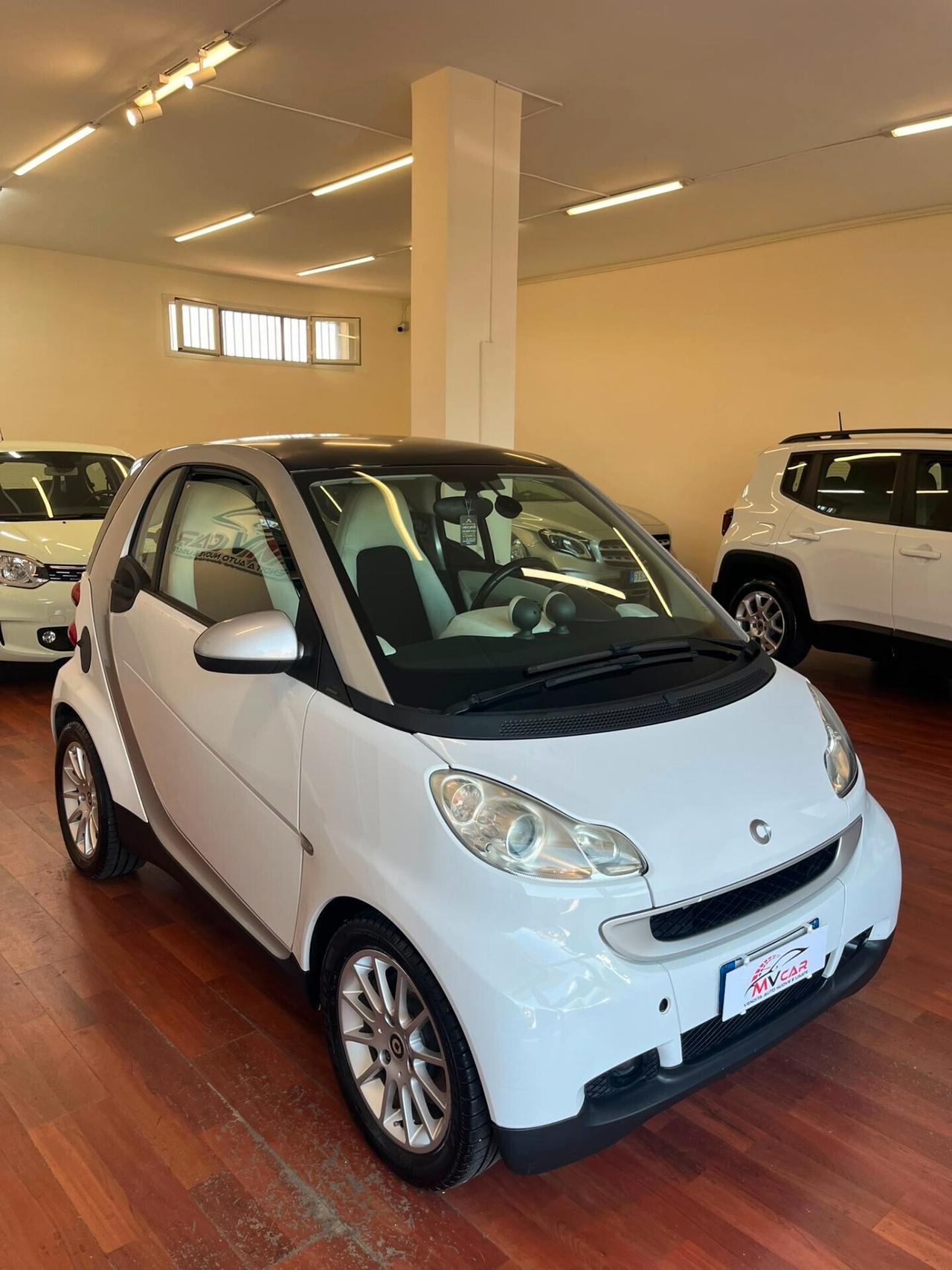 Smart ForTwo 1000 52 kW MHD coupé passion
