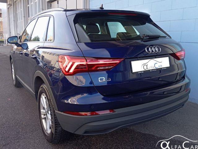 AUDI Q3 45 TFSI e S tronic Business