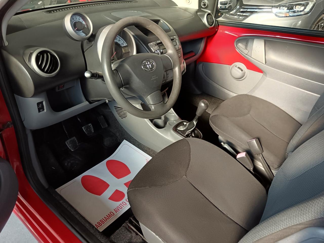 Toyota Aygo 1.0 12V VVT-i 3 porte Sol