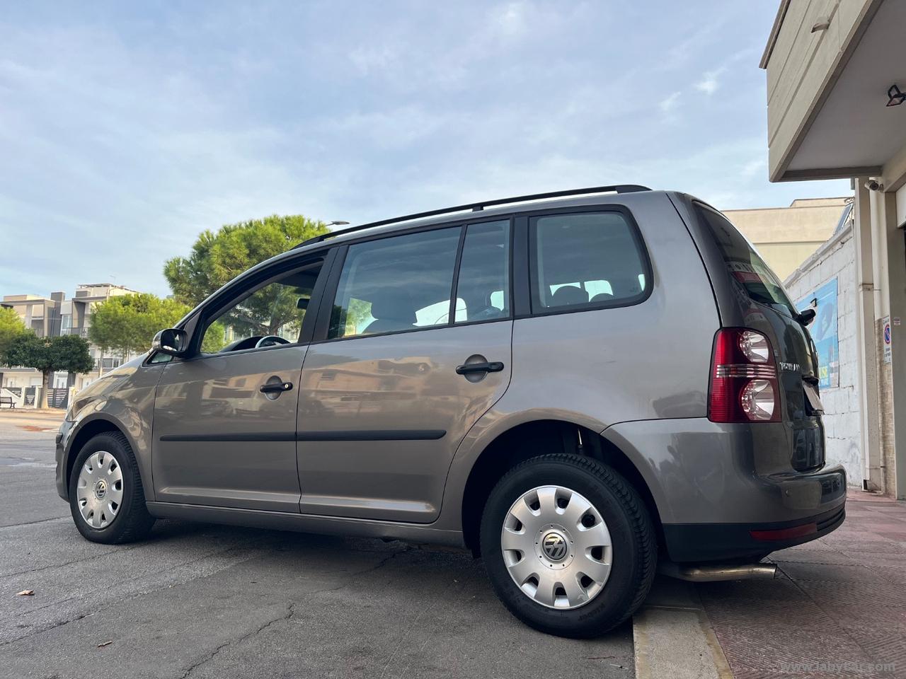 VOLKSWAGEN Touran 2.0 Highline Ecofuel