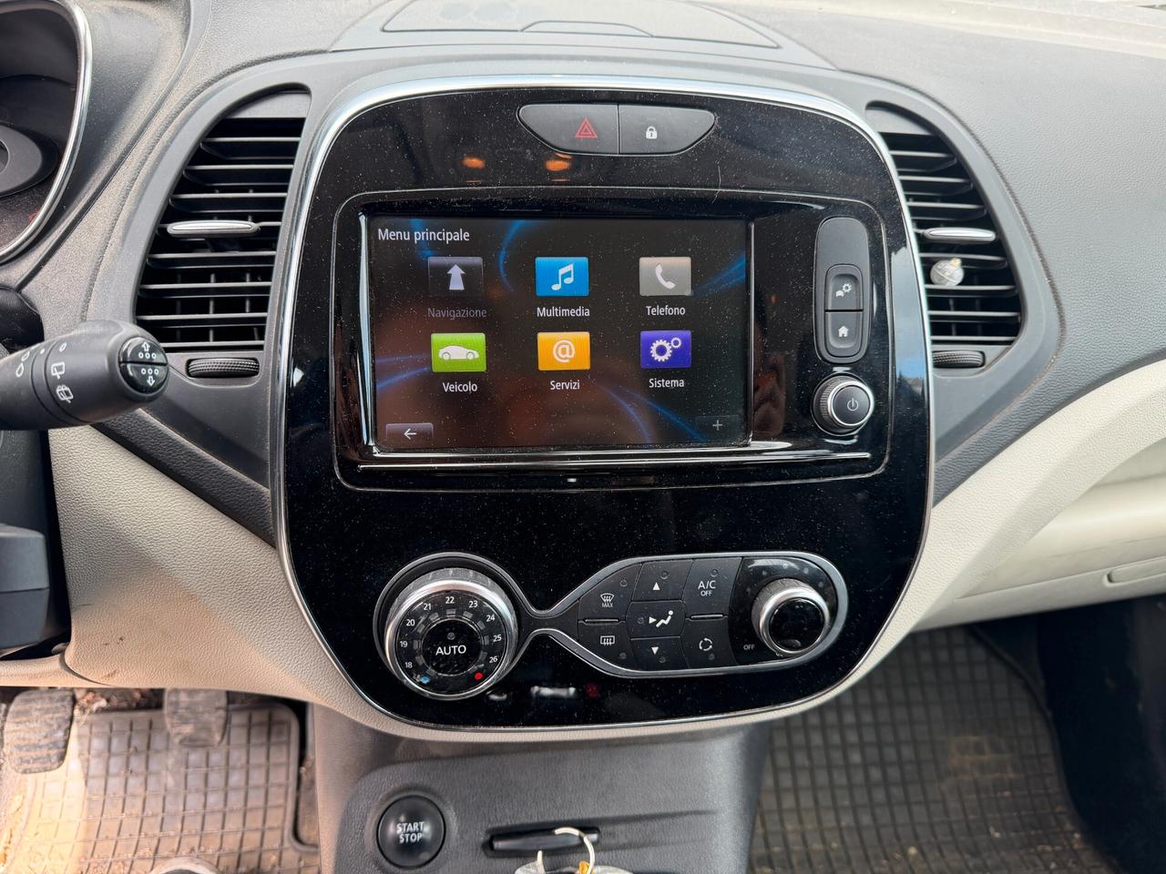 RENAULT CAPTUR 2018 1.5 DIESEL 110 CV *MARCIANTE