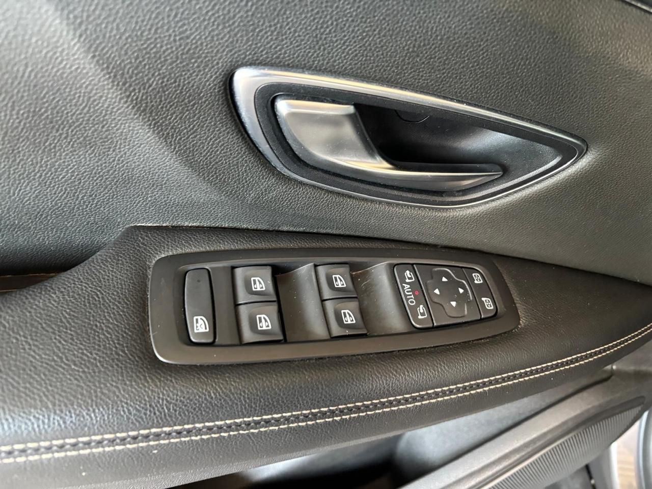 Renault Grand Scenic dCi 8V 110 CV EDC Energy Intens