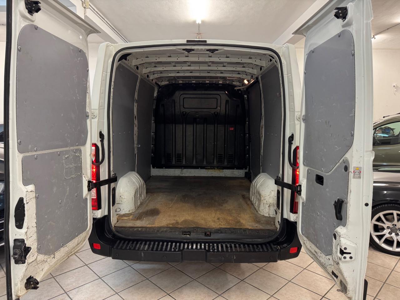 Nissan NV400 2.3 DCI 170cv Euro 6B