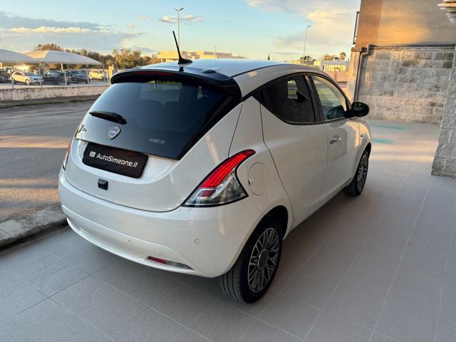 LANCIA Ypsilon 1.0 FireFly 5 porte S&S Hybrid Gold 5 posti