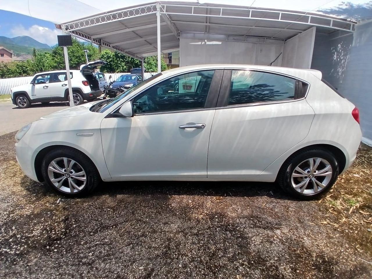 Alfa Romeo Giulietta 1.6 JTDm-2 105 CV