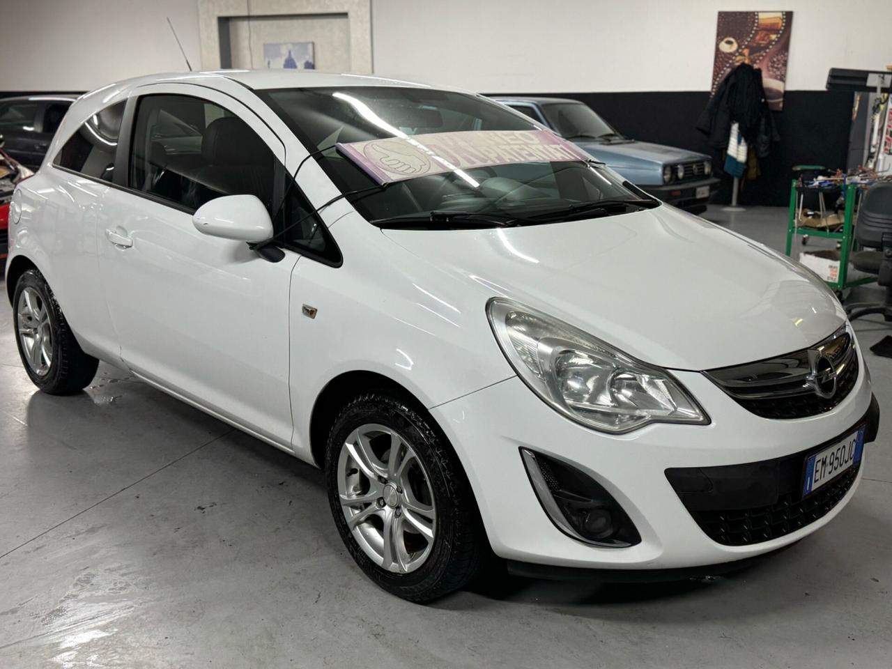 Opel Corsa Sport 1.2 Benzina Neopatentati 2012