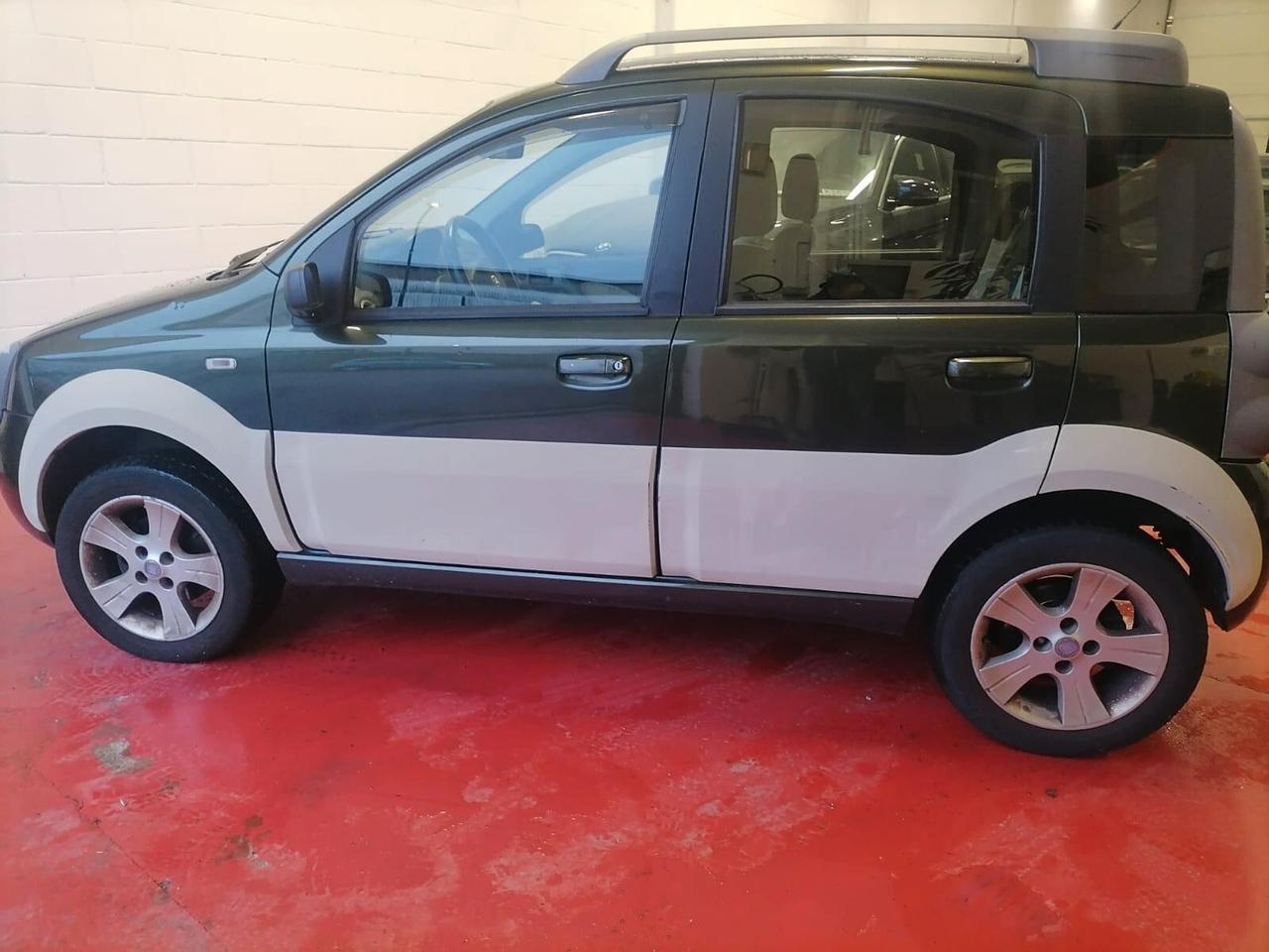 Fiat Panda 1.3 MJT 16V 4x4 Cross