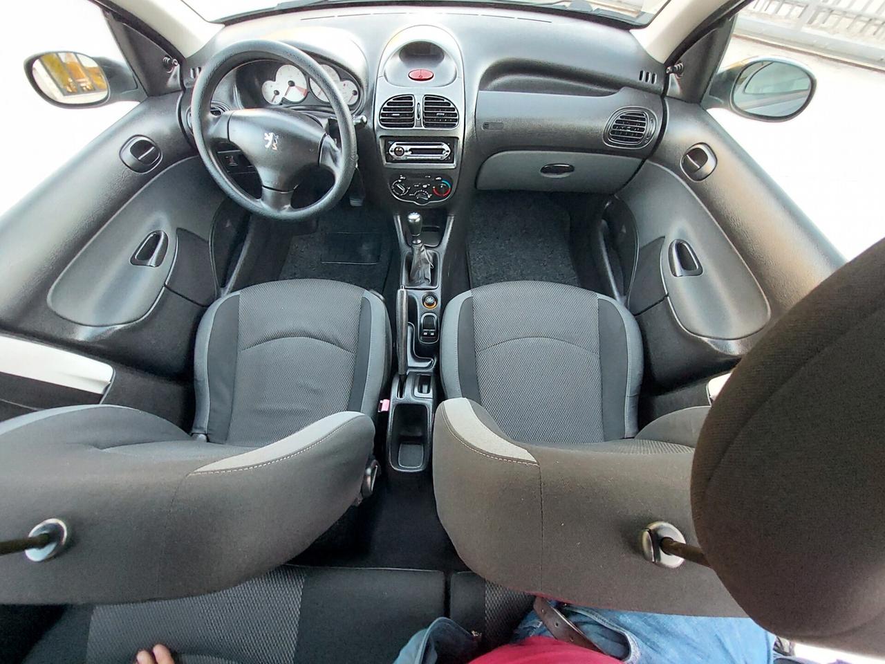 Peugeot 206 1.4 HDi 5p. Soli 148.000km