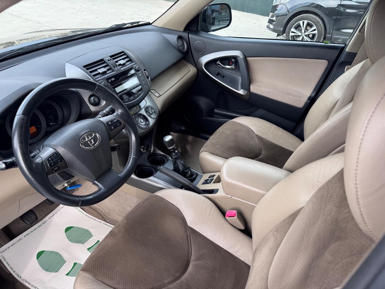 Toyota RAV 4 RAV4 Crossover 2.2 D-4D 150 CV DPF Exclusive
