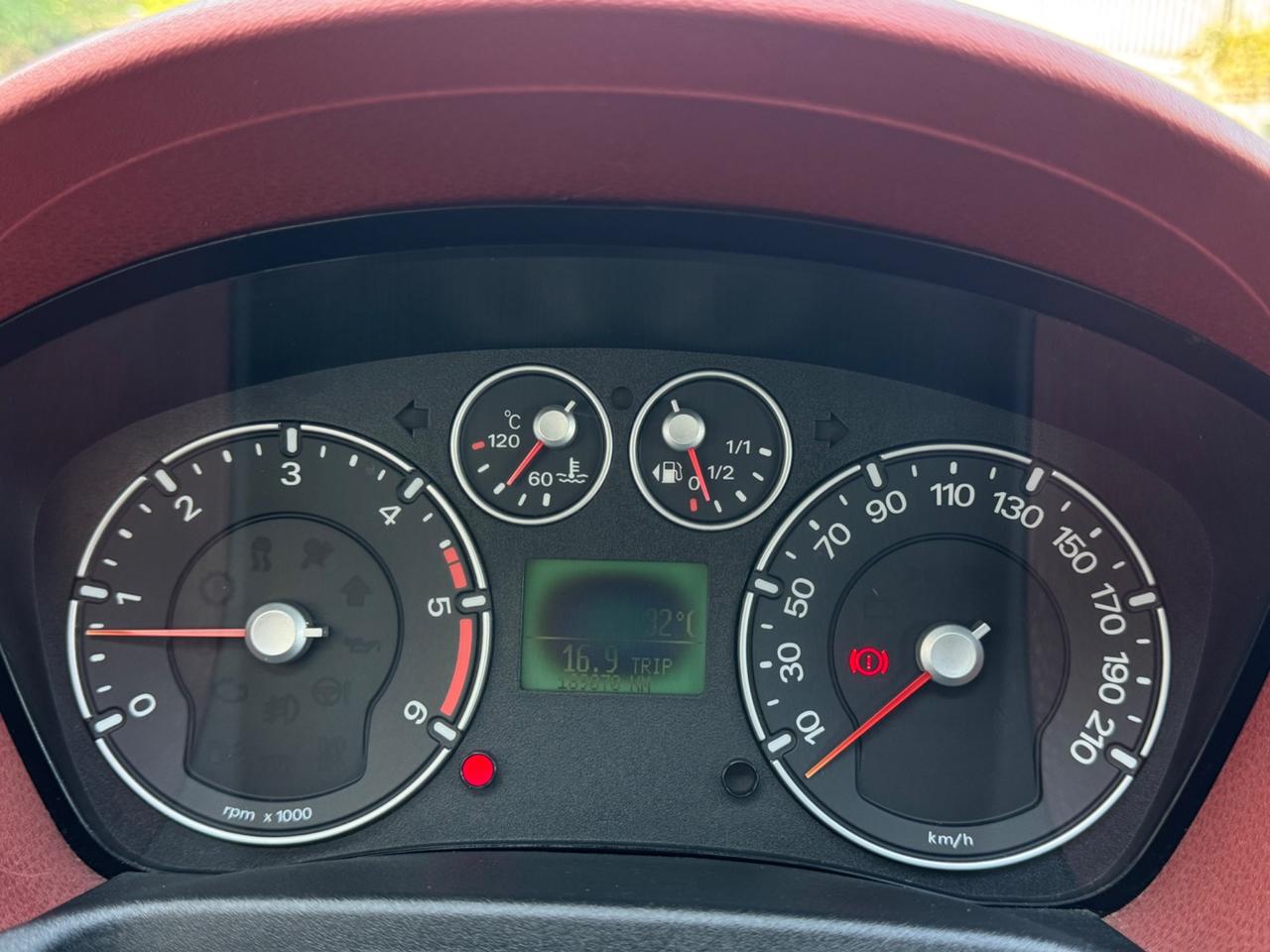 Ford Fiesta 1.4 TDCi 5p. Ghia