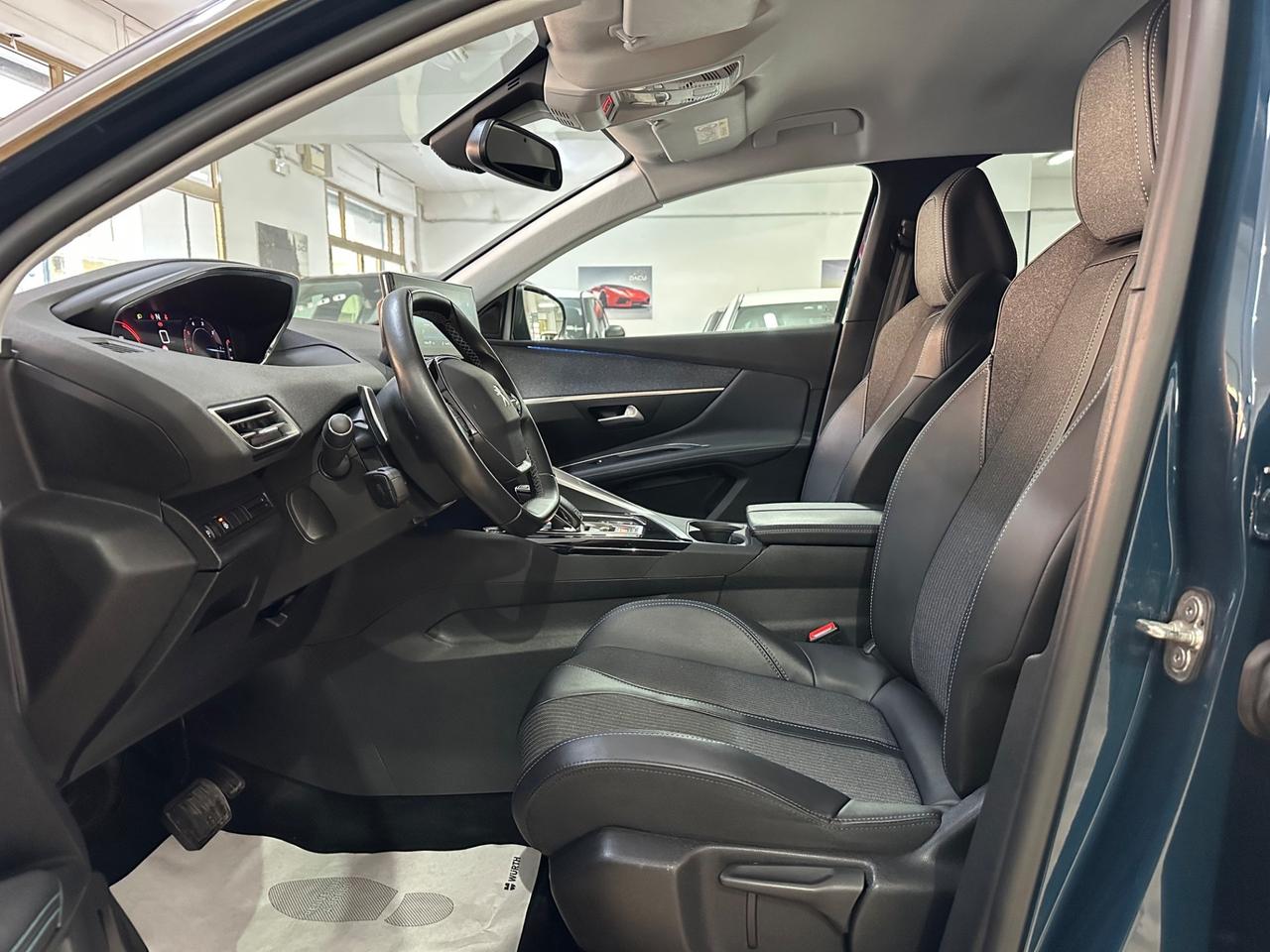 Peugeot 3008 BlueHDi 130 S&S Allure Pack