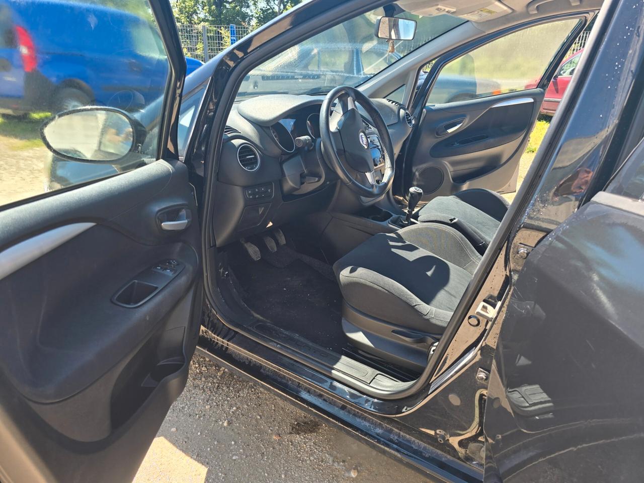 Fiat Punto 1.3 MJT II S&S 95 CV 5 porte Street