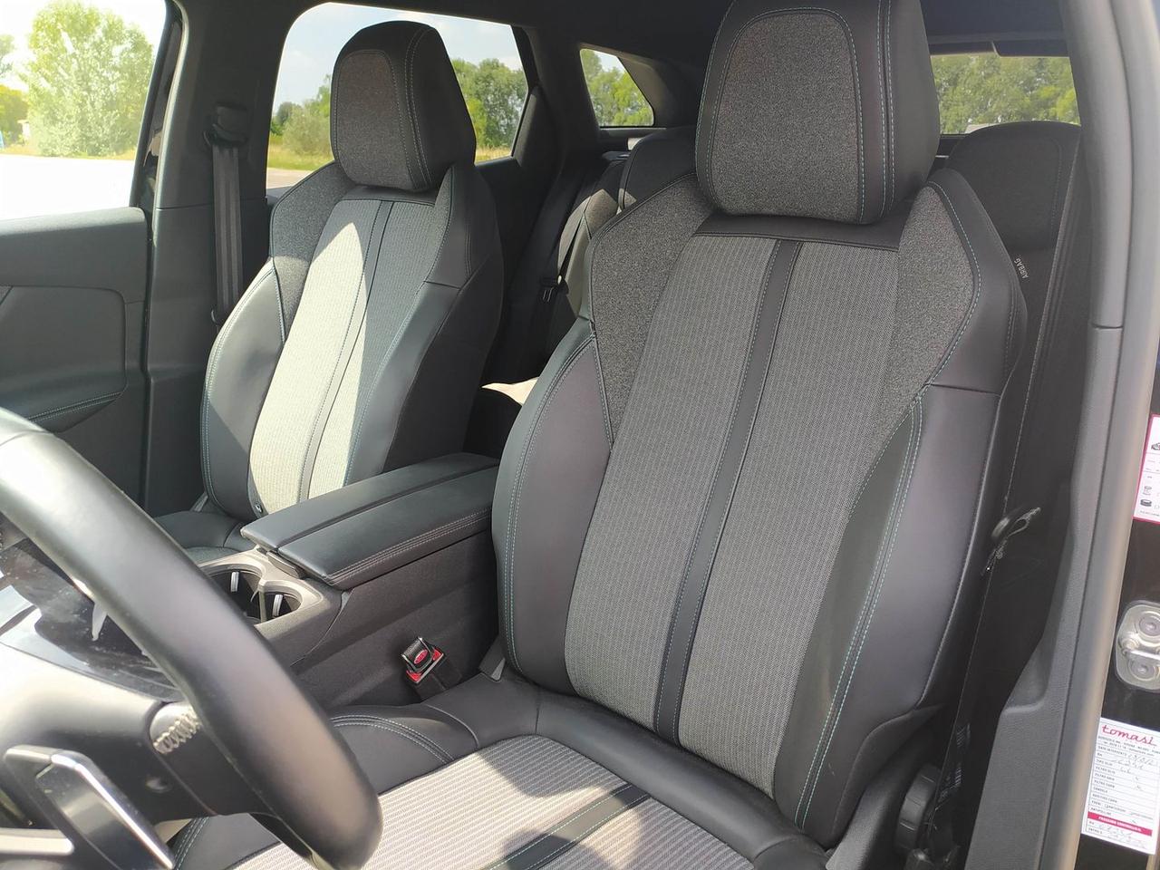 Peugeot 3008 Allure Pack 1.5 Blue HDI 130 #12056