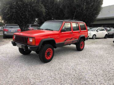 Jeep Cherokee 2.1 TD 5 porte Command-Trac Limited (EU)