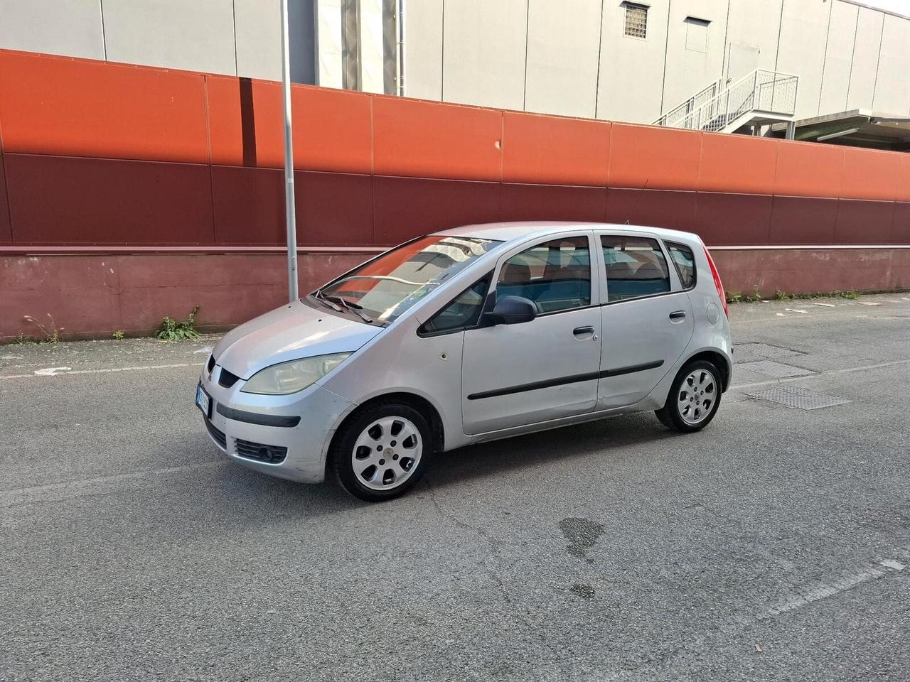 Mitsubishi Colt