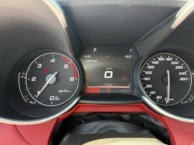 Alfa Romeo Giulia 2.2 Turbodiesel 210 CV AT8 AWD Q4 Veloce