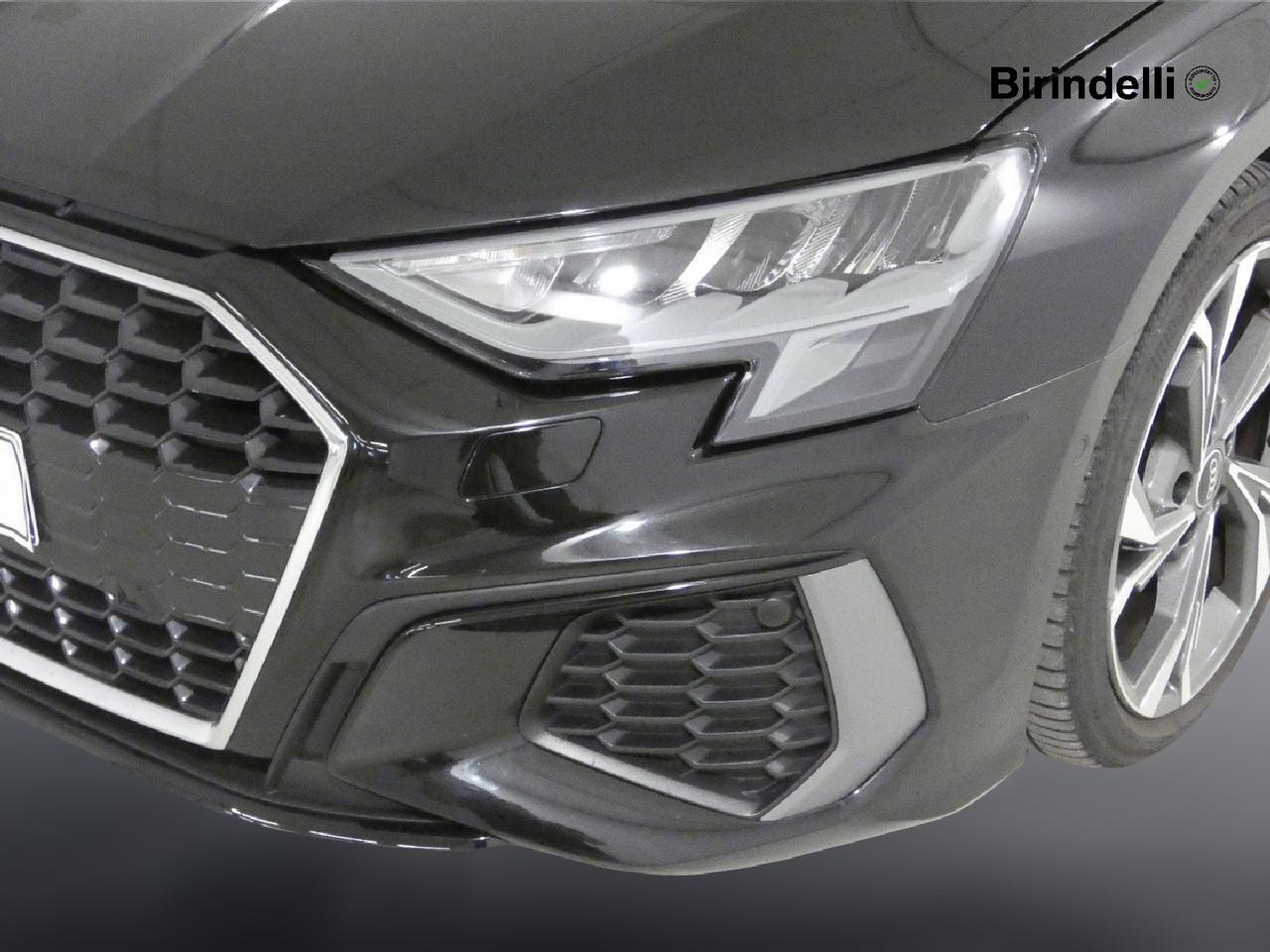 AUDI A3 4ª serie - A3 Sedan 35 TDI S tronic S line edition