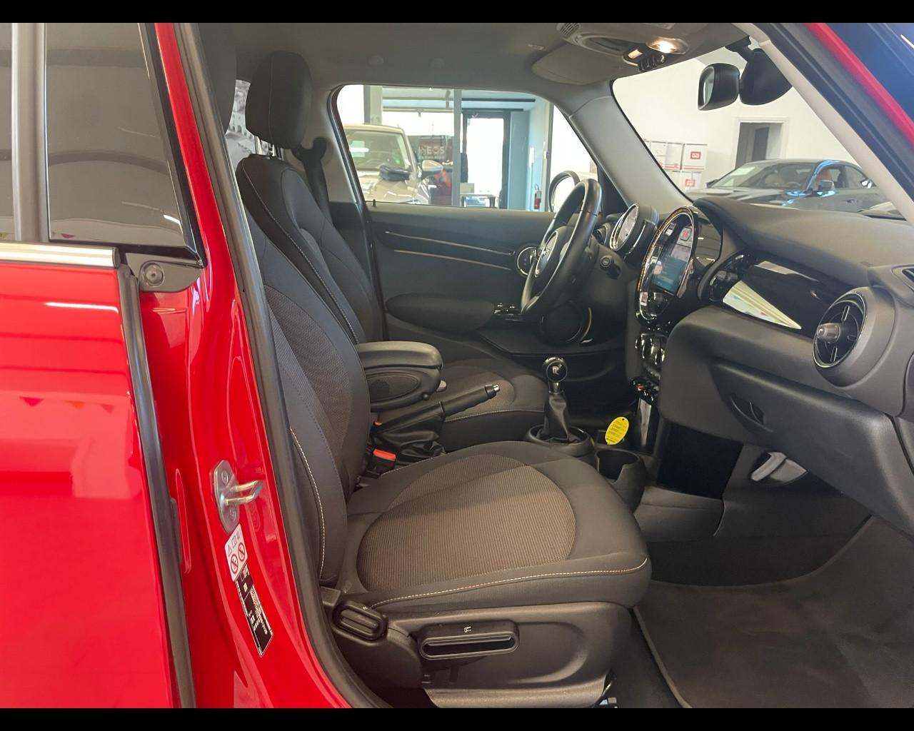 MINI Mini 5 porte (F55) - Mini 1.5 Cooper Classic 5 porte