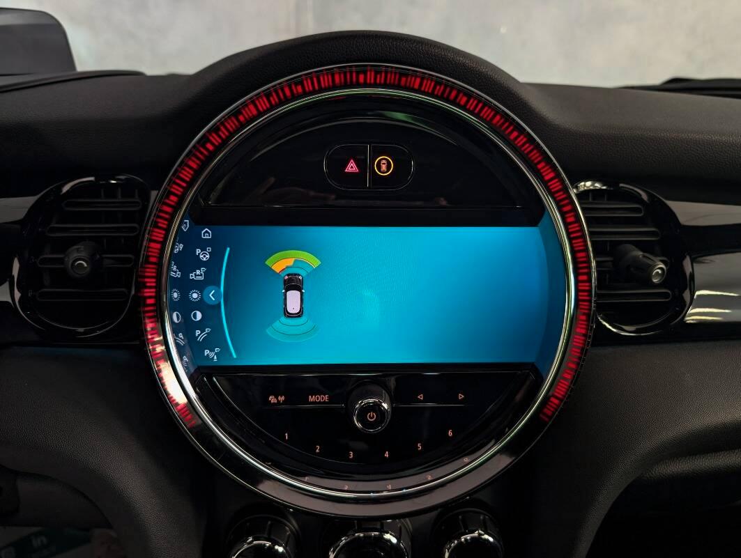 Mini Mini 5 Porte 1.5 Cooper Yours auto