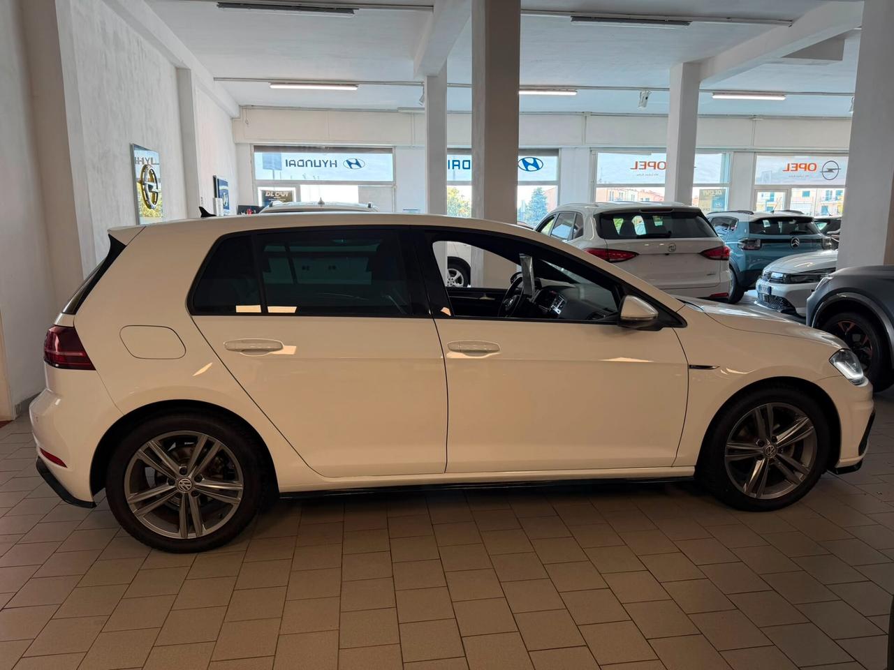Volkswagen Golf 1.0 TSI 115 CV 5p. Sport BlueMotion Technology