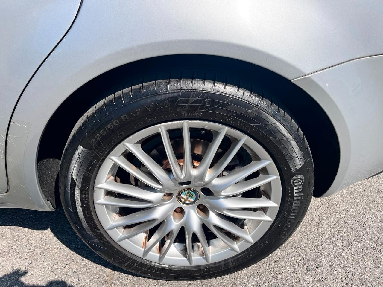 Alfa Romeo 159 1.9 JTDm Sportwagon Distinctive