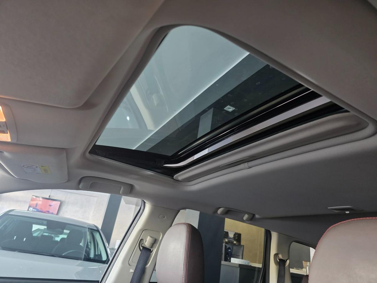 Mitsubishi Plug-in Hybrid Outlander Diamond #8868