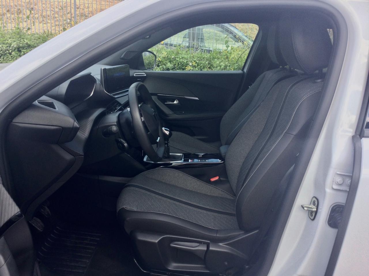 Peugeot 2008 PureTech 100 Cv Allure