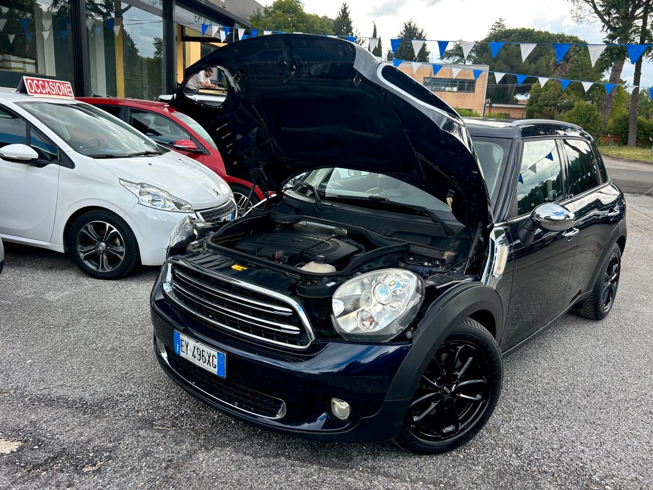 " UNA CHICCA " Mini 2.0 Cooper D Countryman Automat.