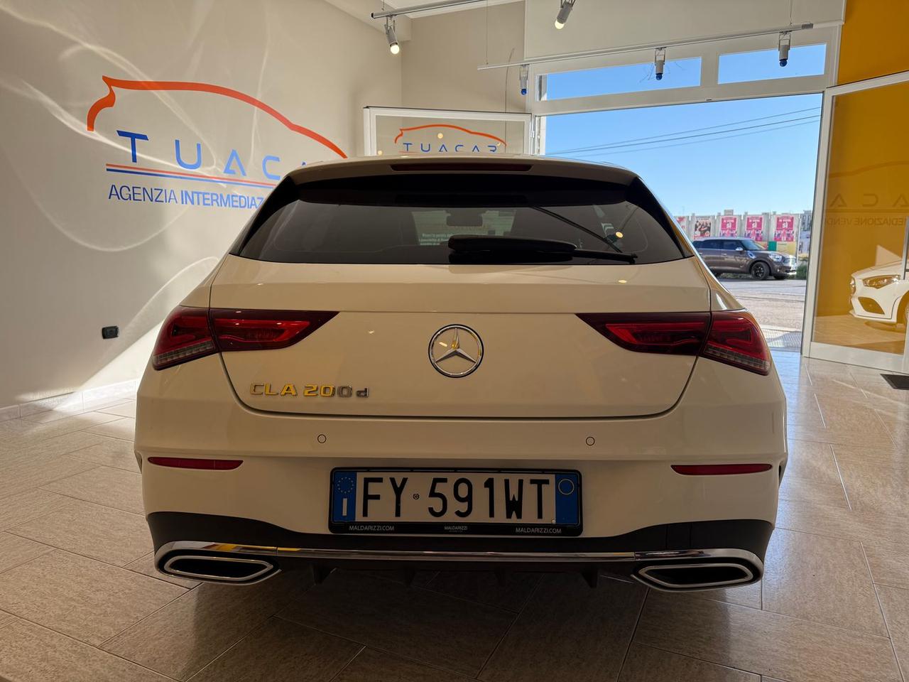 Mercedes-Benz CLA 200 Premium allestimento AMG #6152