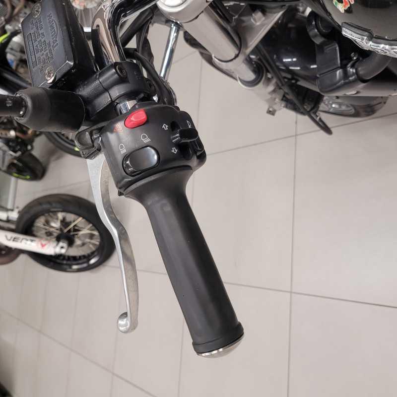 Triumph Legend TT 900 - 1999