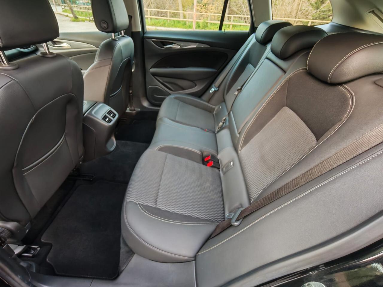 Opel Insignia 2.0 CDTI S&S Sports Tourer Business