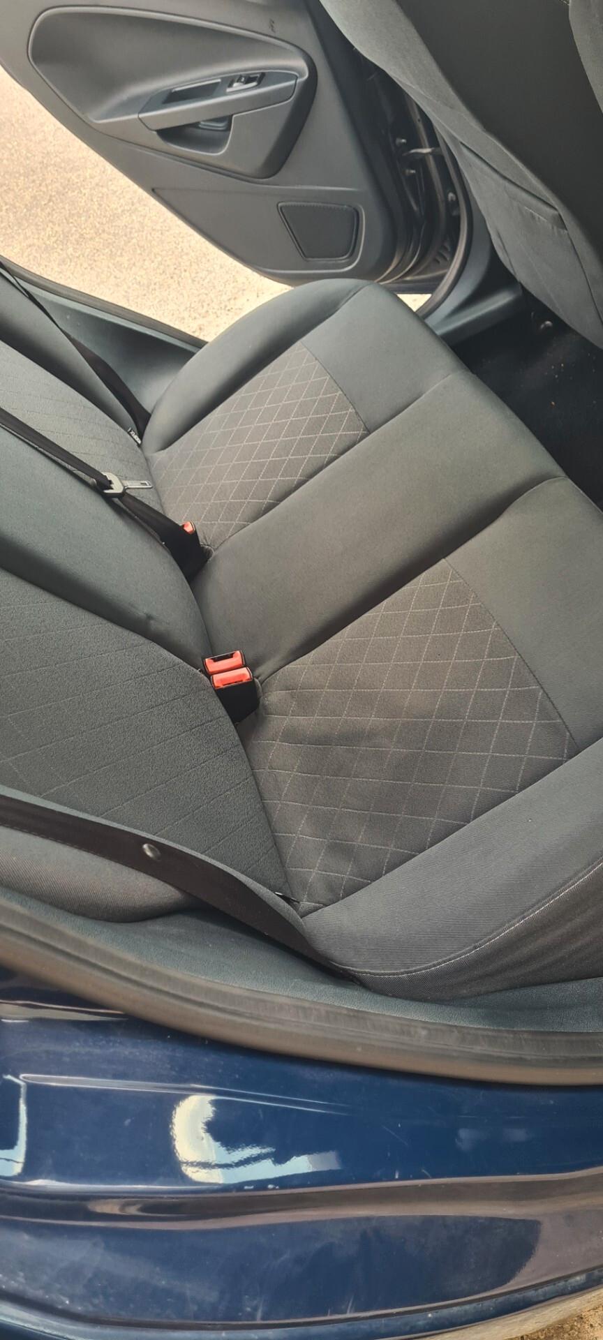 Ford Fiesta 1.4 TDCi 70CV 5 porte Titanium
