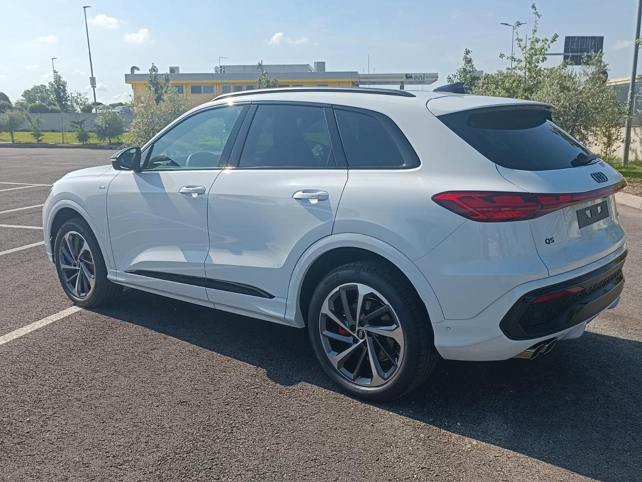 Audi Q5 AUDI Q5 40 TDI QUATTRO STRONIC SLINE NUOVO