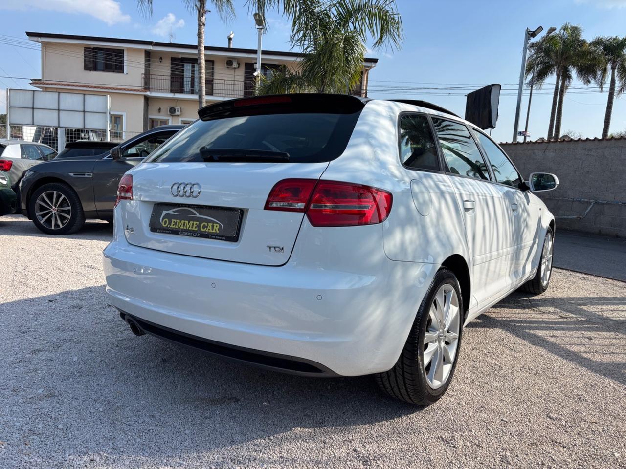 AUDI A3 SPB 1.6TDI 105CV TETTO APRIBILE FULL