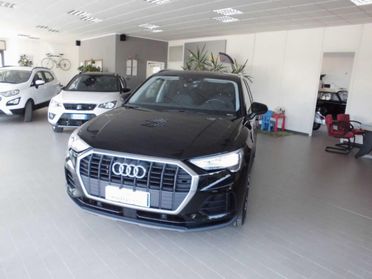 Audi Q3 2.0 TDI 150 CV S tronic Sport