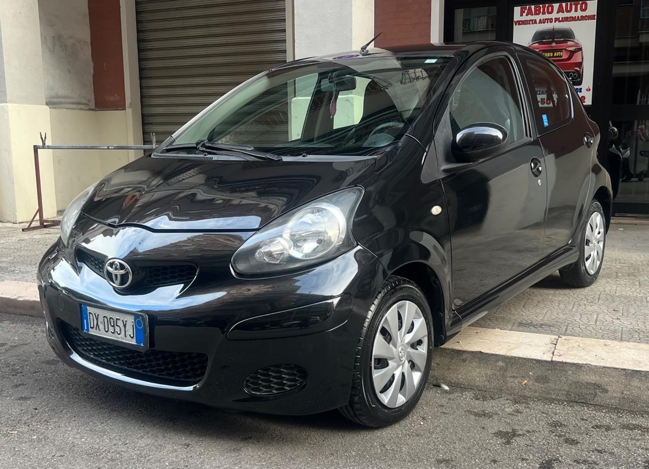 Toyota Aygo 1.0 12V VVT-i 5 porte Now