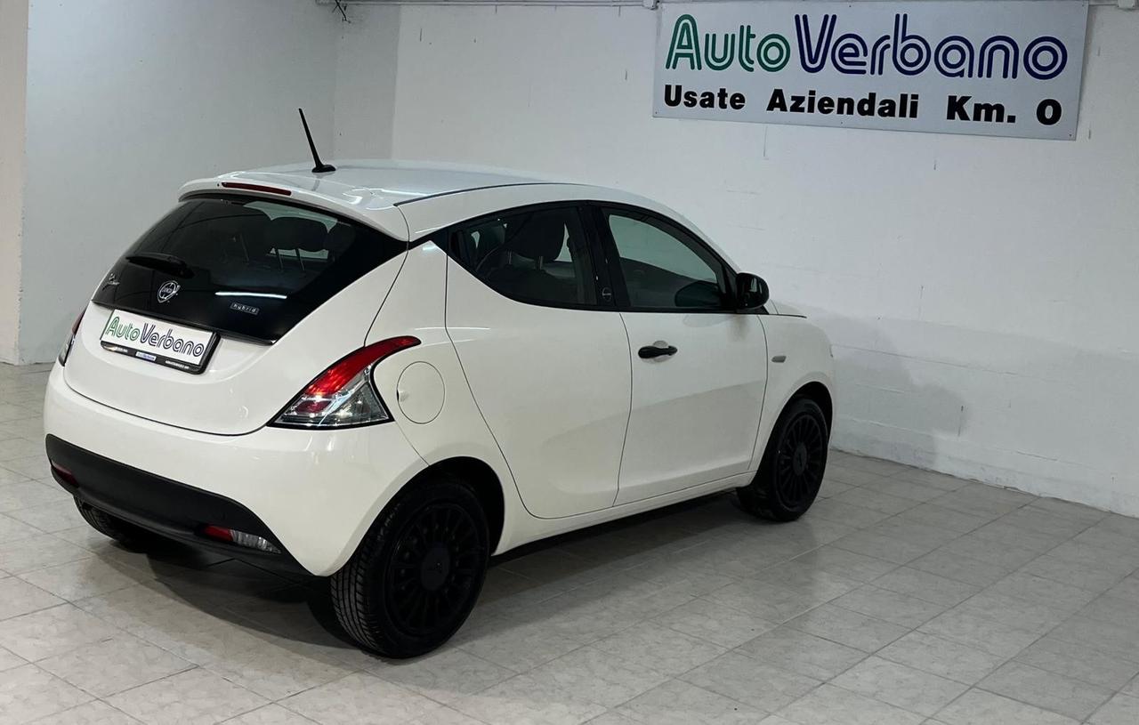 Lancia Ypsilon 1.0 FireFly 5 porte ecochic