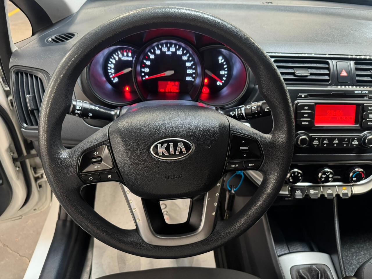 Kia Rio 1.2 CVVT 3p. LX