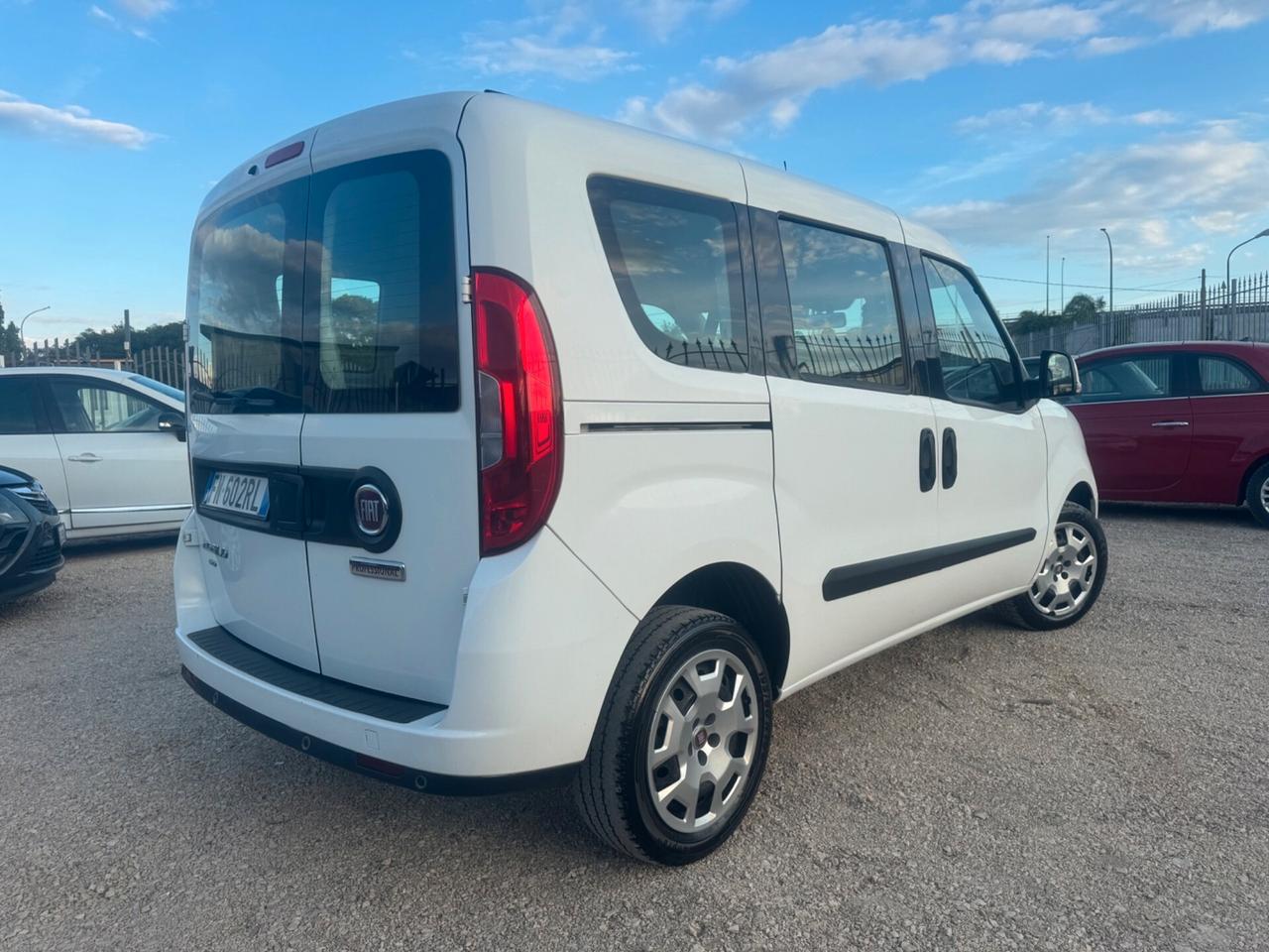 Fiat Doblo Doblò 1.6 MJT 120CV Lounge N1 5 POSTI
