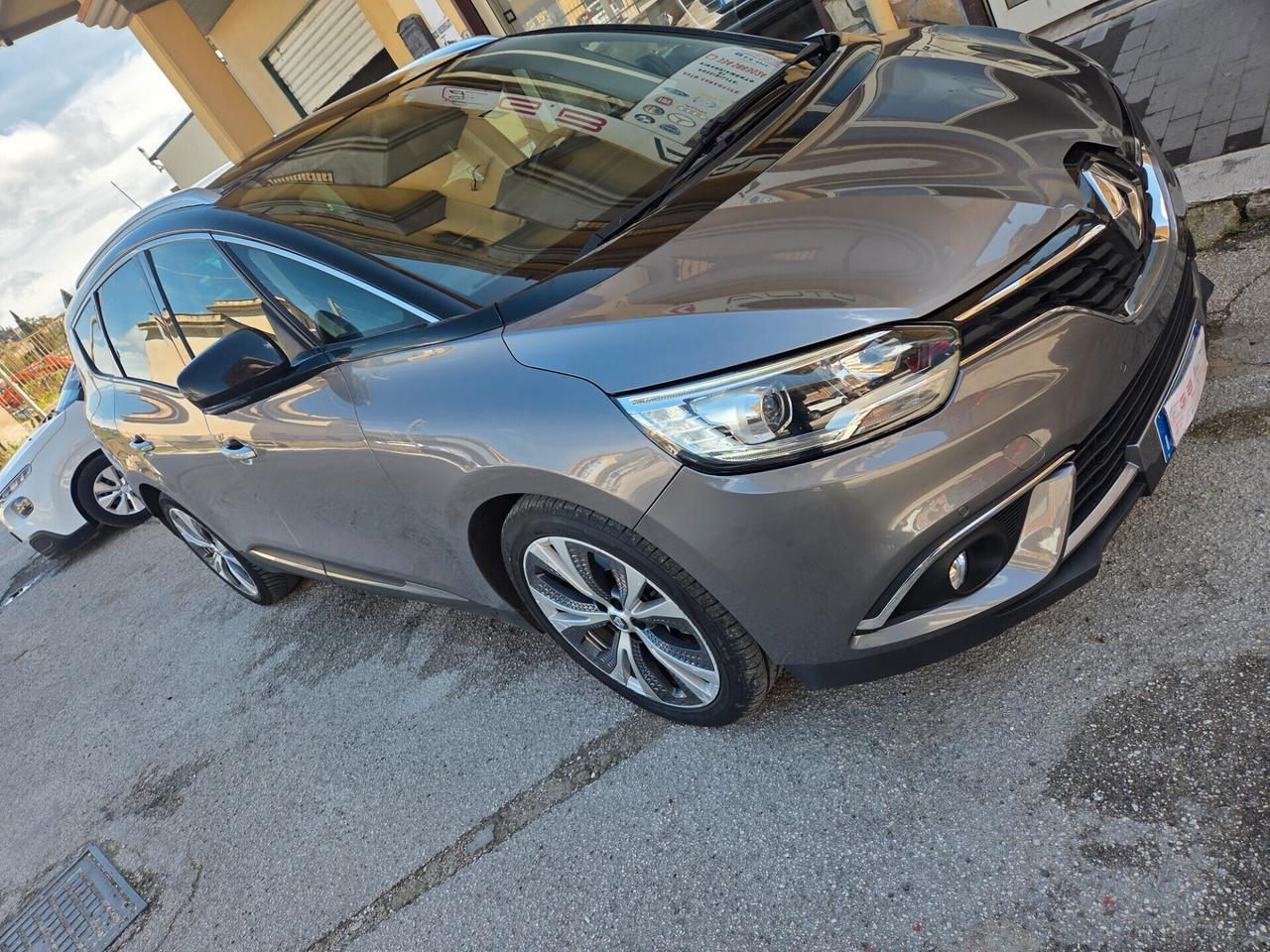RENAULT GRAND SCENIC 7 POSTI KM CERTIFICATI