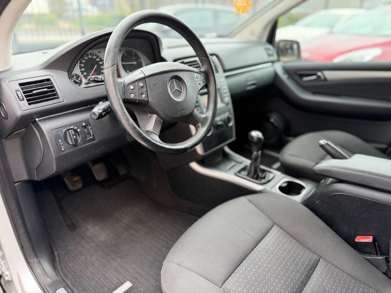 Mercedes-benz B 180 CDI Executive CON SOLI 160 MILA KM